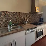 2 Pieces Proche Avec Parking Et Climatisation - Fr-1-226-533 Apartment